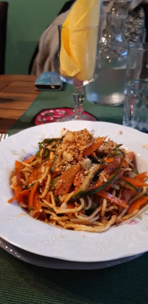 Salade de Nouilles Sichuanaise